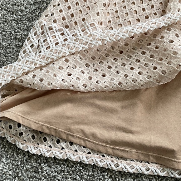 Lace Mini Dress - Picture 5 of 8